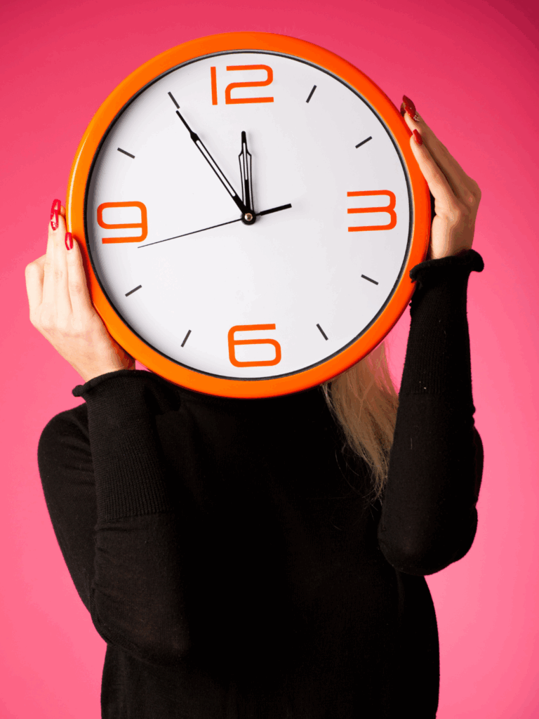 Photo d'une horloge, réduire le délai entre compromis et vente